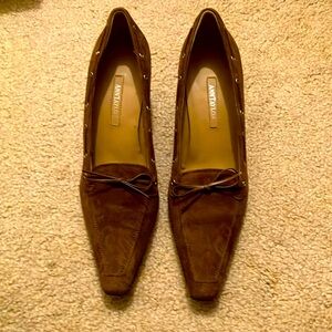 NWT vintage Ann Taylor suede bow heel